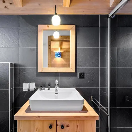 18 Iles Luxury With Sauna La Tzoumaz * Riddes