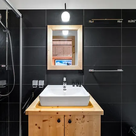 18 Iles Luxury With Sauna La Tzoumaz Alpesi faház *