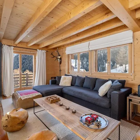 18 Iles Luxury With Sauna La Tzoumaz Dağ evi *